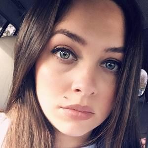 Meet your Posher, Krysta